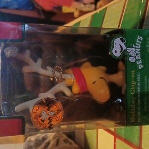 PEANUTS 60TH ANNIVERSARY WOODSTOCK HOLIDAY CLIP ON -2010